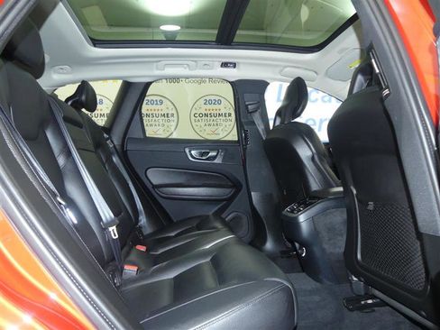 Used 2019 Volvo XC60 T5 Inscription AWD/4WD image 22