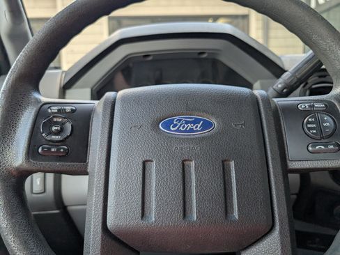 Used 2014 Ford F250 XL w/ Power Equipment Group AWD/4WD image 14