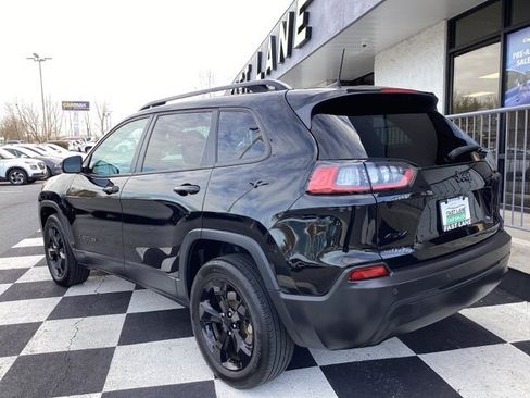 Used 2021 Jeep Cherokee Latitude Plus image 7