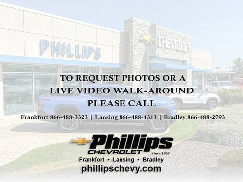 Used 2023 Chevrolet Equinox LS w/ LS Convenience Package AWD/4WD image 2