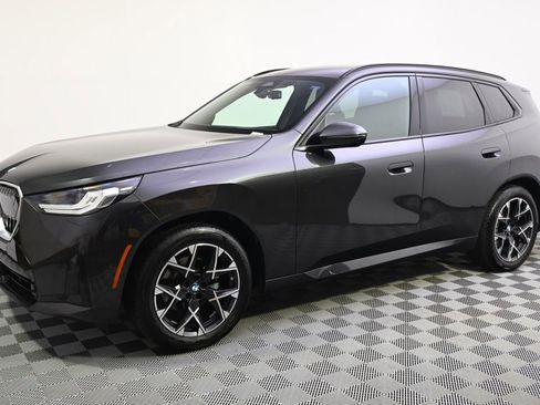 Used 2025 BMW X3 xDrive30i AWD/4WD image 2