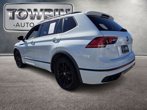 Used 2022 Volkswagen Tiguan SE R-Line image 6