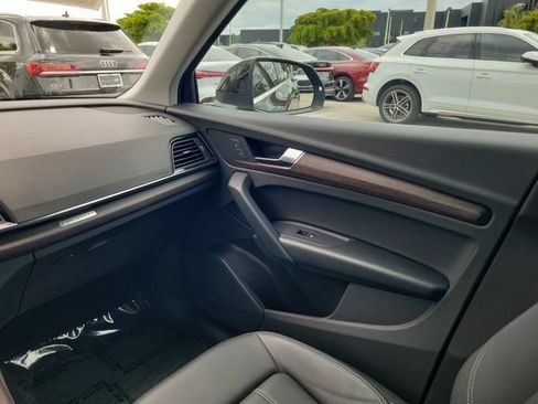 Certified 2023 Audi Q5 2.0T Premium w/ Convenience Package AWD/4WD image 14