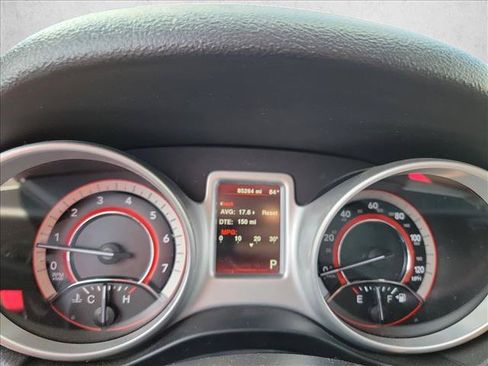 Used 2020 Dodge Journey SE w/ SE Popular Equipment Group FWD image 19
