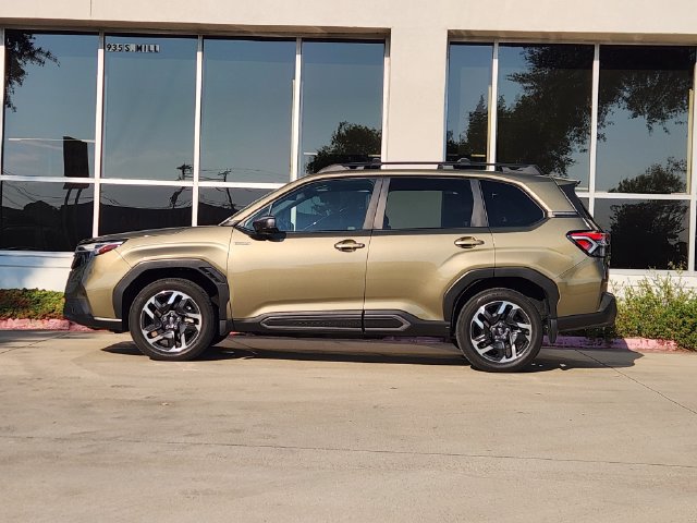 Used 2025 Subaru Forester Limited AWD/4WD image 6