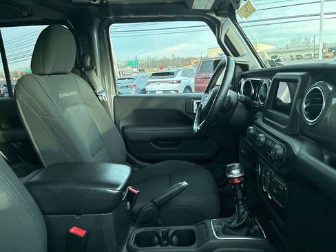 Used 2020 Jeep Gladiator Overland w/ Safety Group image 21