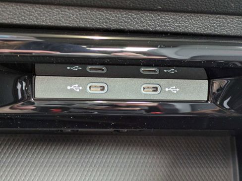 New 2026 Volkswagen GTI SE FWD image 27