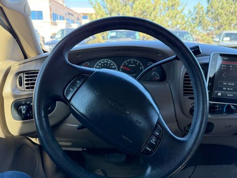 Used 2000 Ford F150 XLT image 28