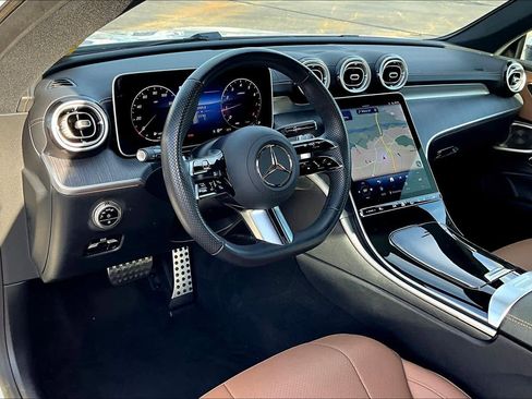 Certified 2025 Mercedes-Benz CLE 300 4MATIC Coupe image 17
