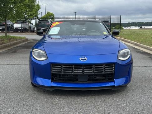 Certified 2024 Nissan Z Performance w/ Floor Mat Package RWD image 2
