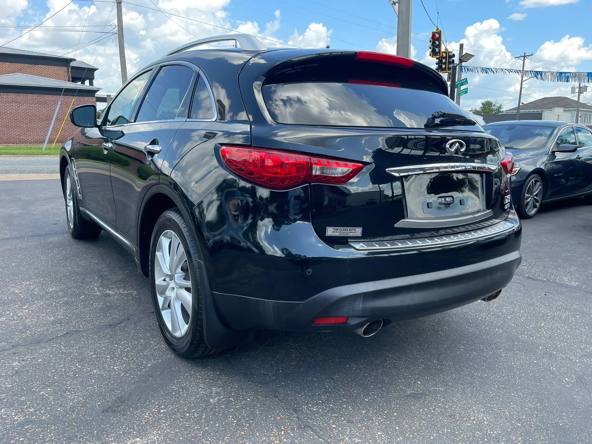 Used 2013 INFINITI FX37 AWD w/ Premium Pkg image 6