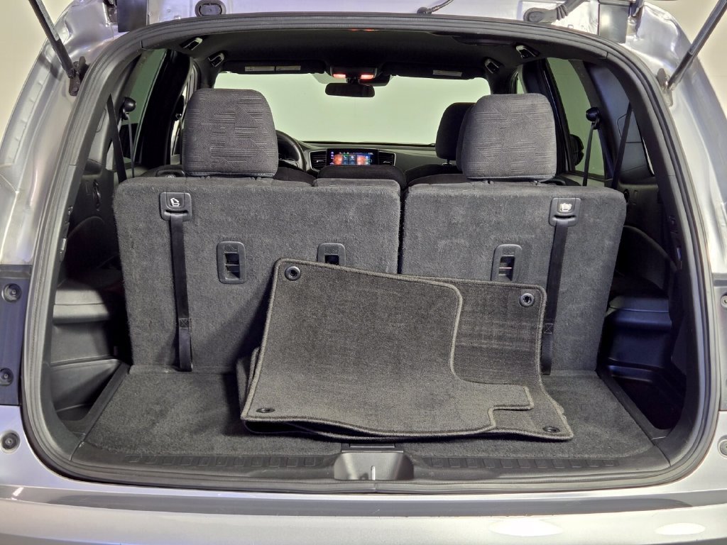 Used 2022 Honda Pilot Sport image 19