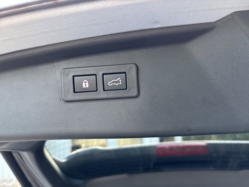 Used 2021 Subaru Outback Premium image 28