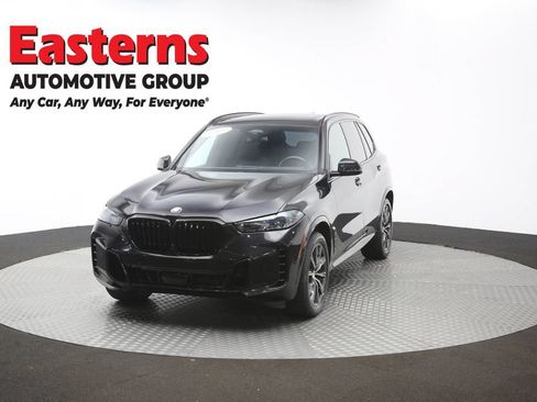 Used 2025 BMW X5 xDrive40i w/ M Sport Package AWD/4WD image 56