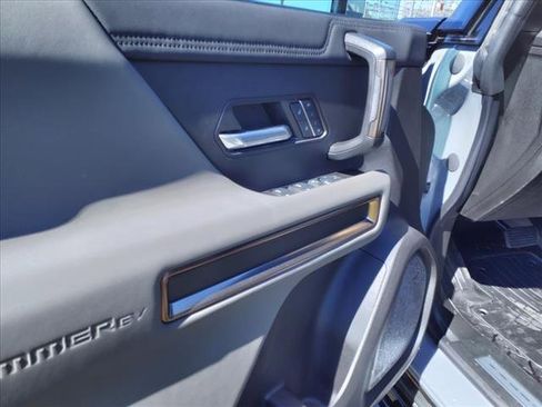 New 2025 GMC Hummer EV 3X w/ Battery Pack, 24 Module Pack image 13