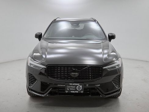 Certified 2025 Volvo XC60 T8 Ultra w/ Protection Package Premier image 5