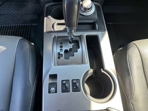 Used 2016 Toyota 4Runner SR5 Premium AWD/4WD image 22