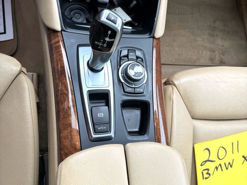 Used 2011 BMW X6 xDrive50i image 11