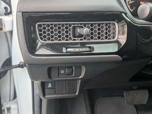 Used 2025 Honda Civic LX image 19