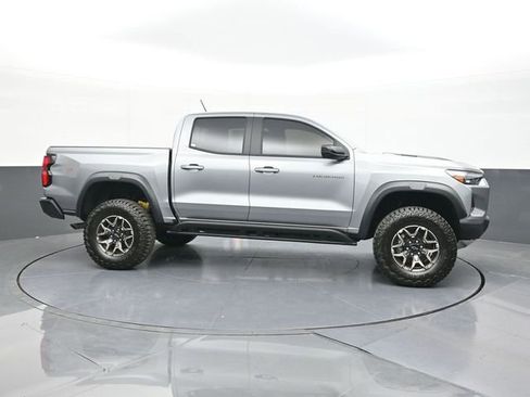New 2026 Chevrolet Colorado ZR2 w/ Technology Package AWD/4WD image 18