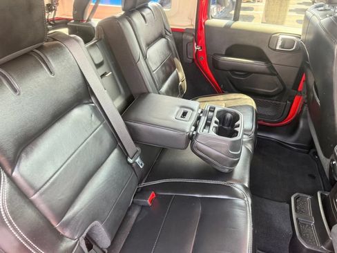 Used 2020 Jeep Wrangler Unlimited Sahara w/ Dual Top Group AWD/4WD image 56