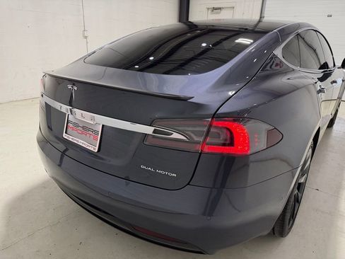 Used 2021 Tesla Model S Performance AWD/4WD image 9