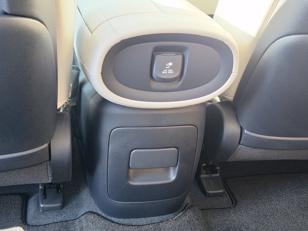 Used 2026 Hyundai Palisade Calligraphy FWD image 36