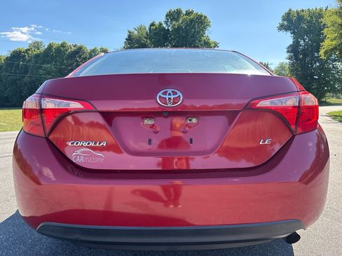 Used 2018 Toyota Corolla LE FWD image 4
