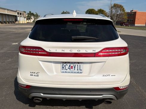 Used 2017 Lincoln MKC Select w/ Select Plus Package AWD/4WD image 7