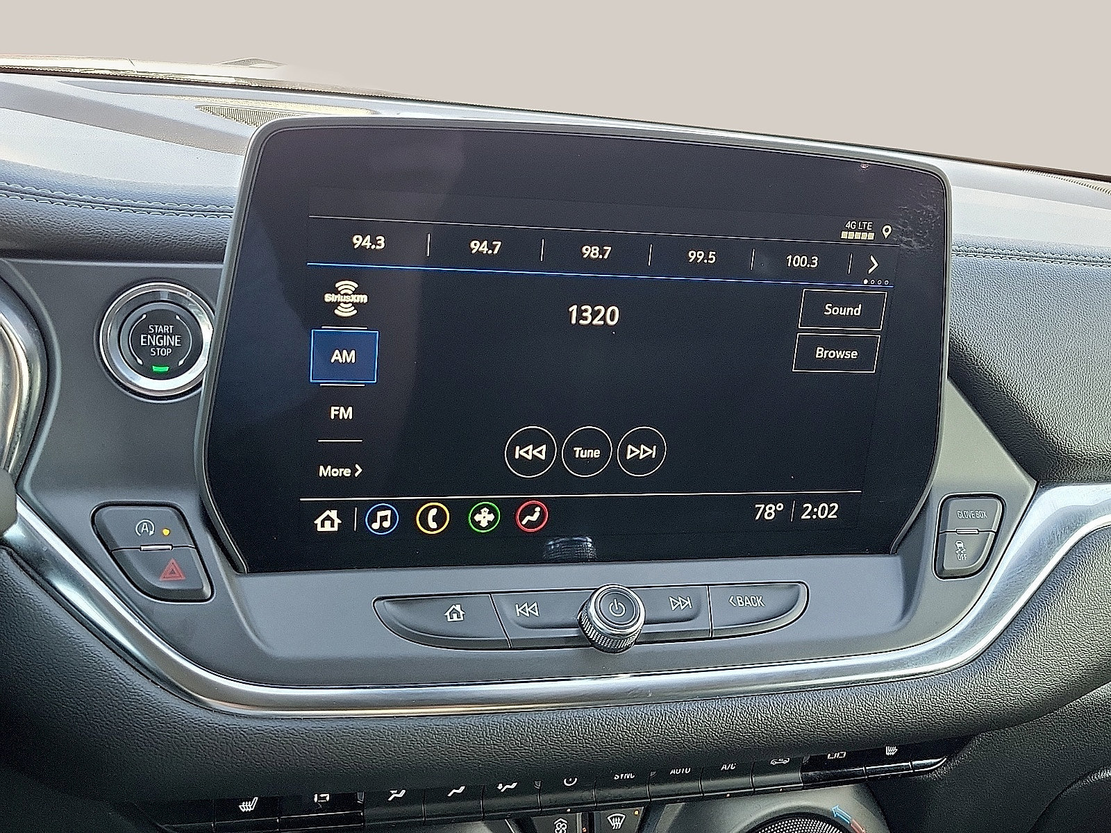 Used 2025 Chevrolet Blazer LT FWD image 15