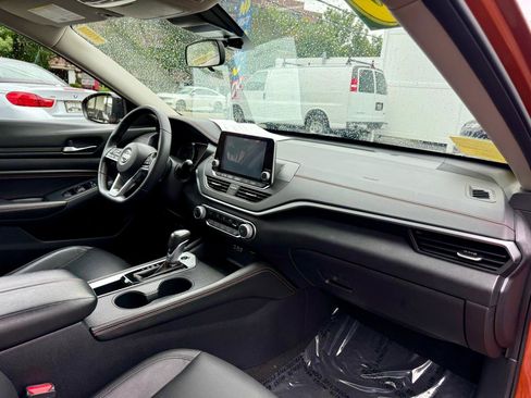 Used 2020 Nissan Altima 2.5 SR w/ Premium Package FWD image 26