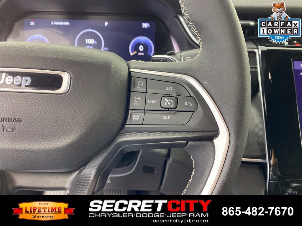 Used 2023 Jeep Grand Cherokee L Laredo AWD/4WD image 15
