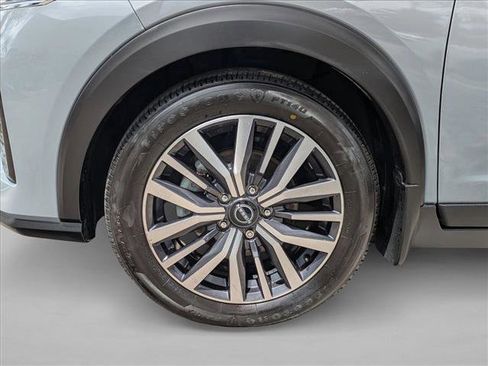 Used 2022 Nissan Kicks SV FWD image 22