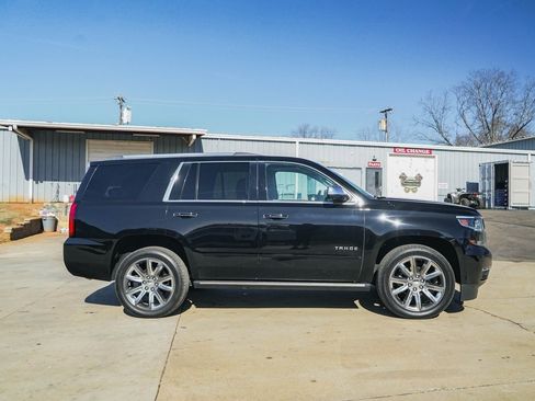Used 2018 Chevrolet Tahoe Premier image 3