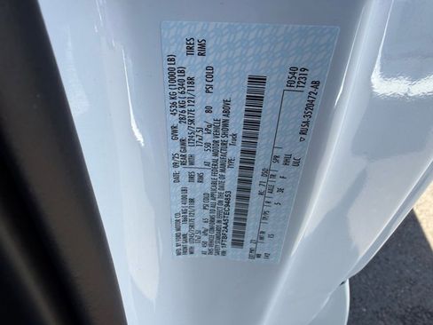 New 2026 Ford F250 XL w/ XL Chrome Package RWD image 7