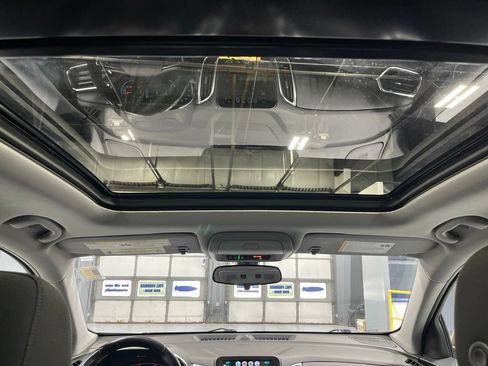 Used 2018 Chevrolet Equinox LT w/ Sun & Infotainment Package AWD/4WD image 35
