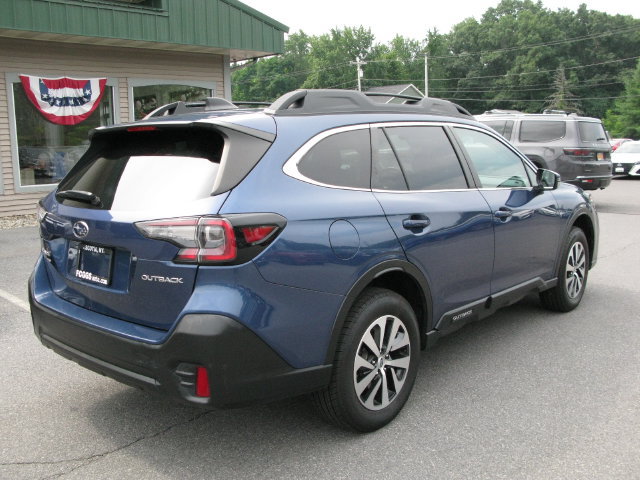 Used 2022 Subaru Outback Premium AWD/4WD image 4