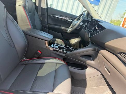 Used 2023 Buick Envision Essence w/ Sport Touring Package AWD/4WD image 15