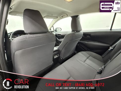 Used 2023 Toyota Corolla LE FWD image 30