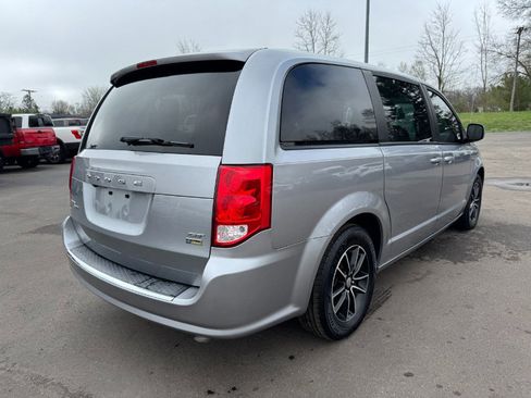 Used 2019 Dodge Grand Caravan GT image 5