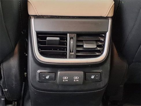 Used 2022 Subaru Outback Limited image 11
