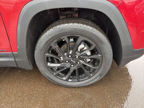 Used 2023 GMC Terrain SLE w/ Driver Convenience Package image 26