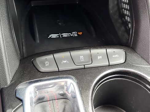 Used 2021 Chevrolet TrailBlazer RS w/ Technology Package AWD/4WD image 18