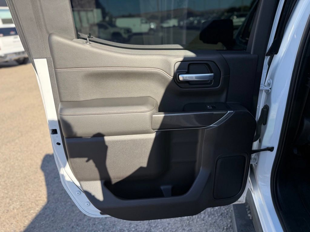 Used 2020 GMC Sierra 1500 AT4 w/ Off-Road Performance Package AWD/4WD image 25