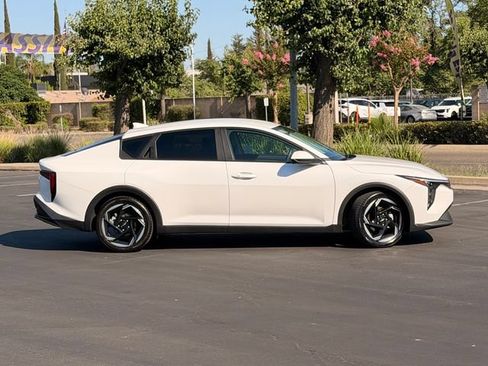 Used 2025 Kia K4 EX FWD image 4