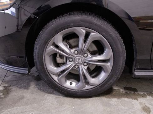 Certified 2024 Honda Accord EX image 14