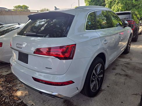 Certified 2023 Audi Q5 2.0T Prestige AWD/4WD image 6