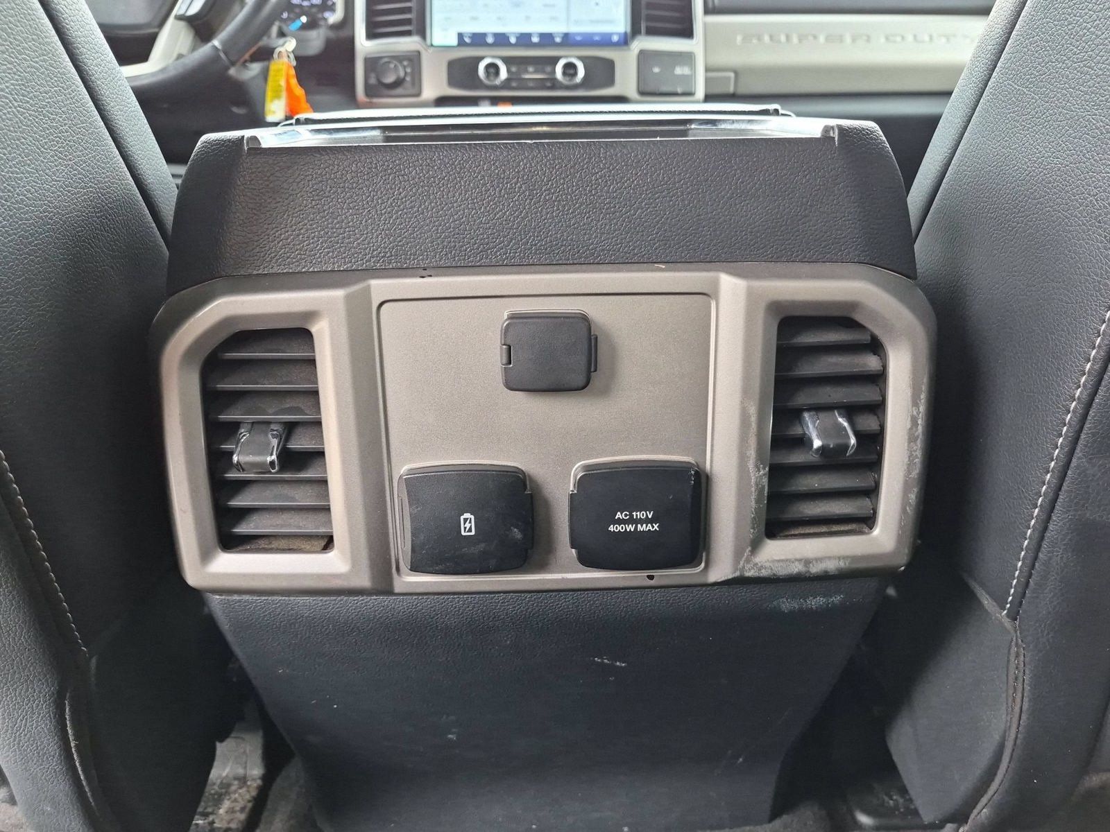 Used 2022 Ford F250 Lariat w/ Lariat Value Package AWD/4WD image 27