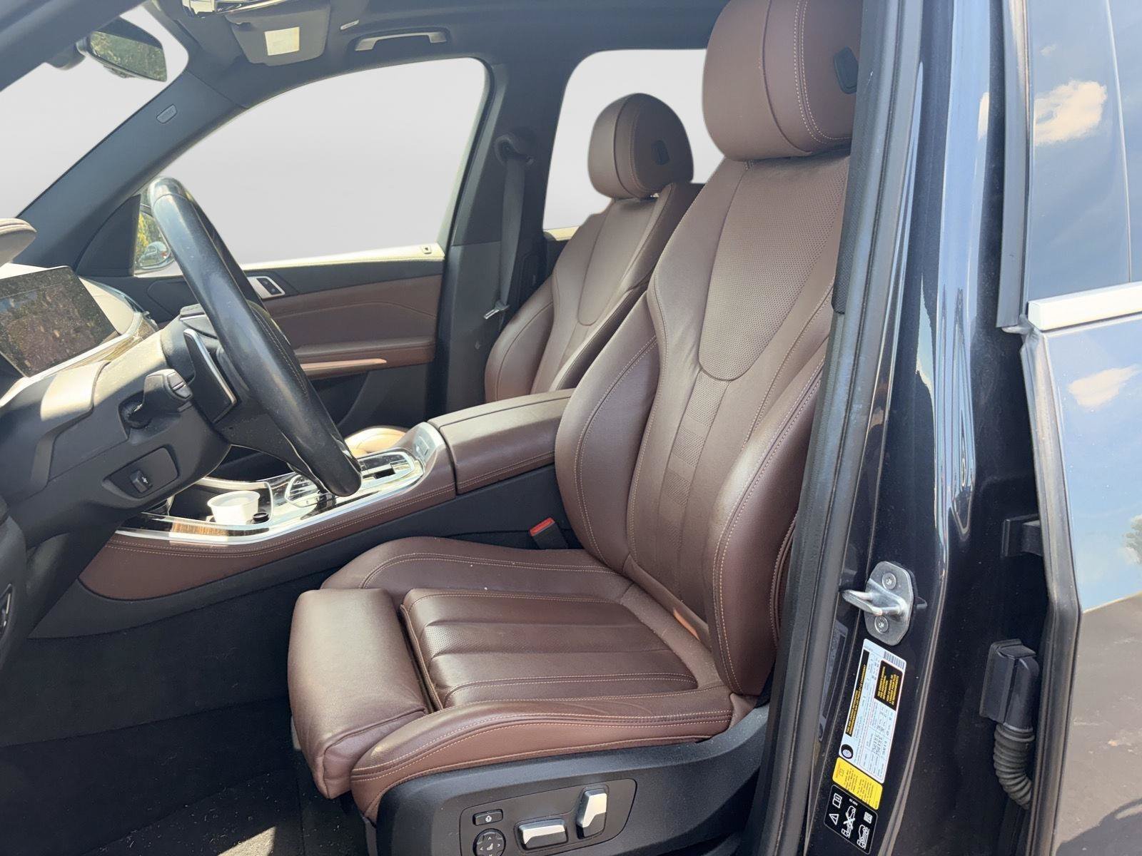 Used 2019 BMW X5 xDrive40i w/ Convenience Package AWD/4WD image 5