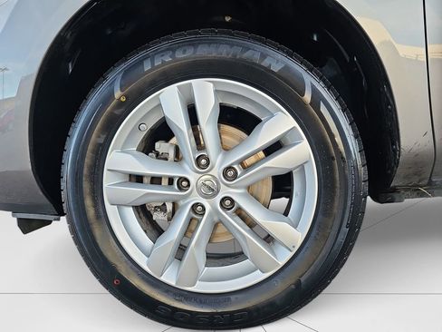 Used 2013 Nissan Rogue SV image 22